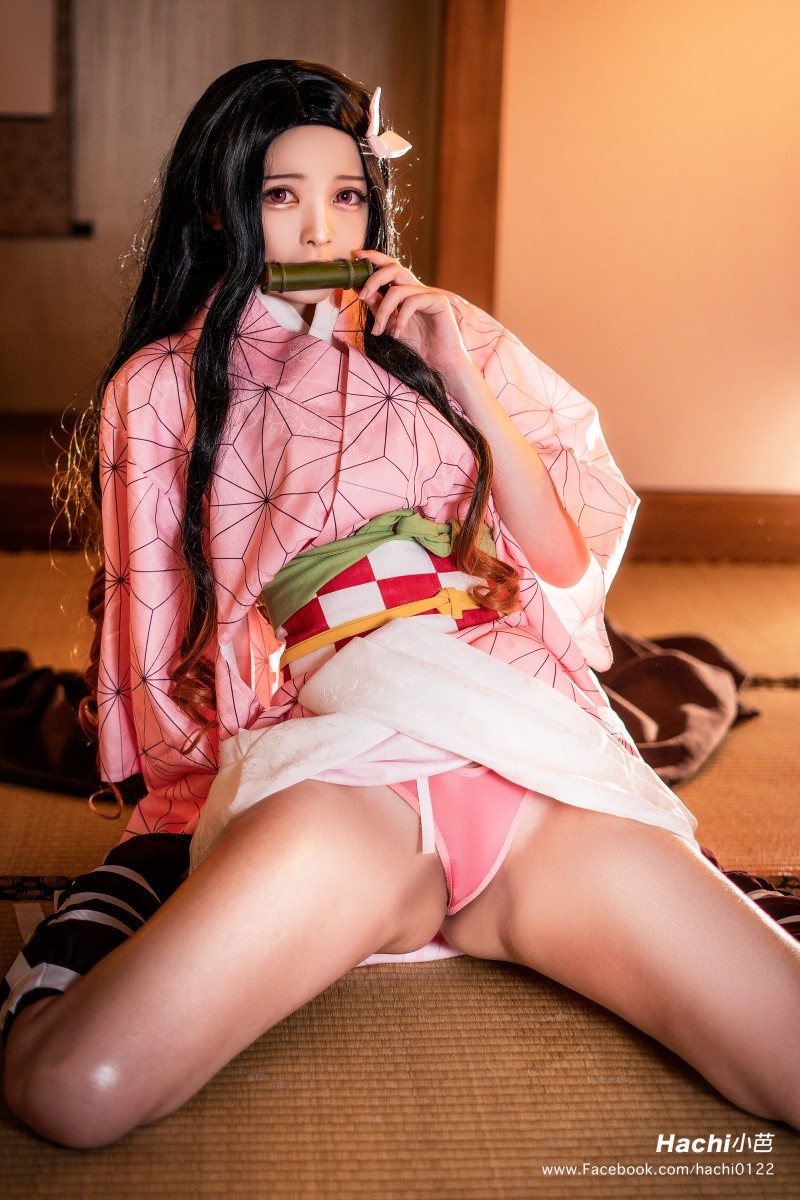 Hachi小芭 004 灶门祢豆子 [18P1V119M]插图