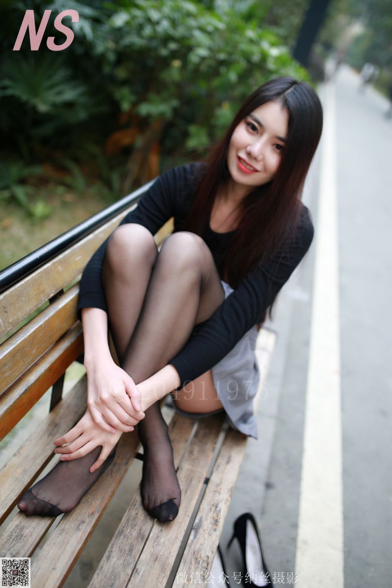 纳丝摄影 NO.099 圆圆3 户外吊带长筒丝袜 [147P1V+2G]插图